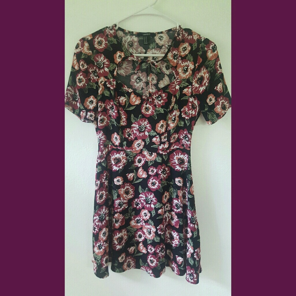 Forever 21 floral print dress